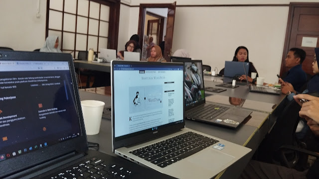 Suasana workshop website untuk UMKM Banyumas